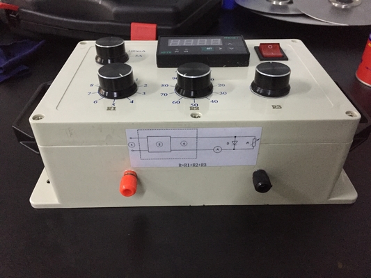 Urządzenia do testowania obwodów oświetleniowych Spełniające działanie wysokociśnieniowych lamp sodowych i metalohalogenkowych